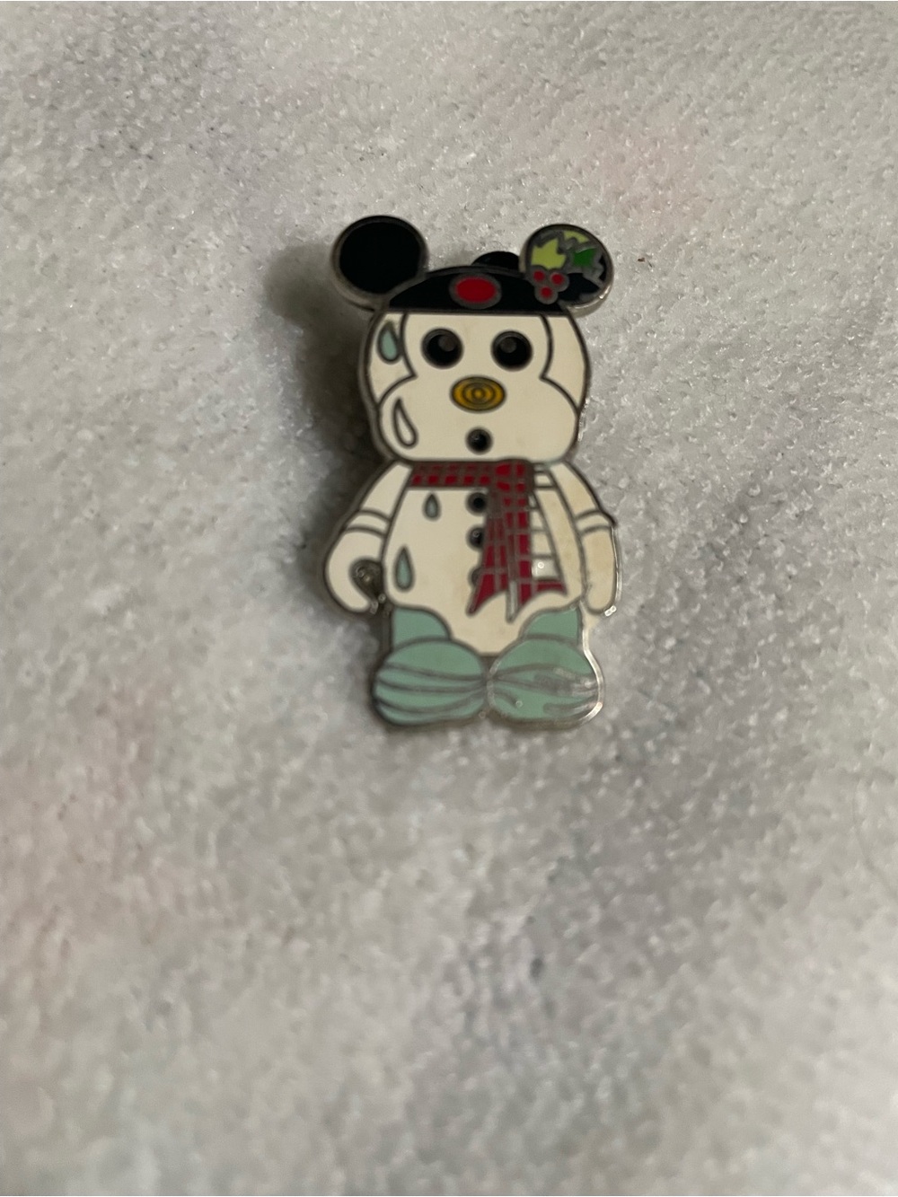 Disney Vinylmation Holiday Snowman Mystery Pin – 2009